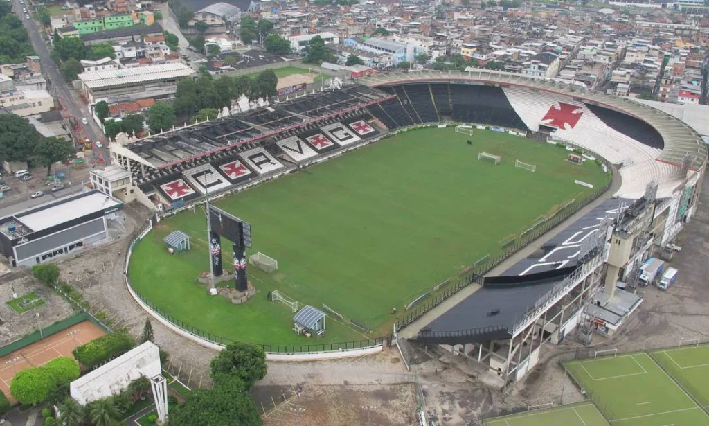Estadio Sao Januario - Vasco da Gama contra Botafogo –Liga Brasil 2026– 4 de Abril (21:00 hora local)