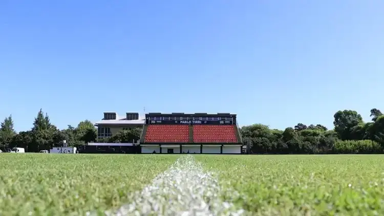 Estadio. Riestra contra Independiente