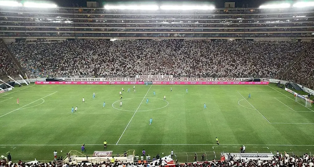 Predicción Universitario contra Cusco FC con Lapadula como titular.